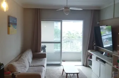 Lindo apartamento no monte castelo / semi mobiliado / amplo e arejado