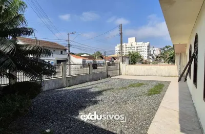 Oportunidade imperdível: casa plana com 1 suíte mais 4 quartos à venda no costa e silva por r$ 700.000,00