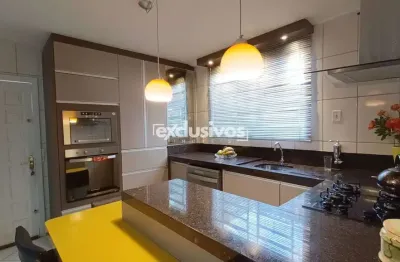 Casa averbada à venda no Saguaçú com 3 quartos por R$1.150.000,00