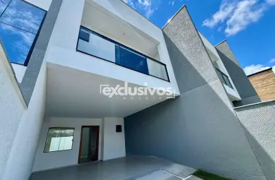 Sobrado com 1 suíte mais 2 quartos pronto para  morar no saguaçu