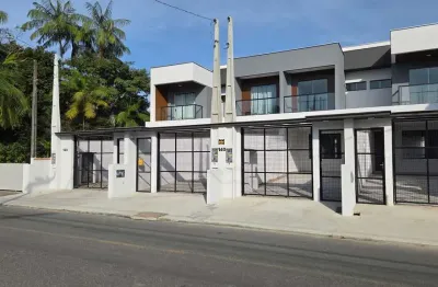 Sobrado a venda no bairro bom retiro com uma suíte + dois quartos