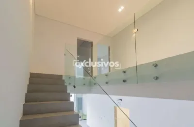 Geminado com 3 suítes à venda no bairro santo antônio em joinville-sc por r$ 1.100.000,00.