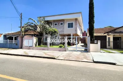 Apartamento térreo semi mobiliado próximo ao supermercado kunz do aventureiro por r$ 1.900/mês