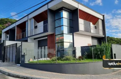 Casa com 3 quartos à venda na Rua Rio Negrinho, Saguaçu, Joinville