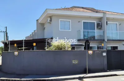 Sobrado 2 quartos c/ amplo quintal, mobiliado no aventureiro em joinville/sc