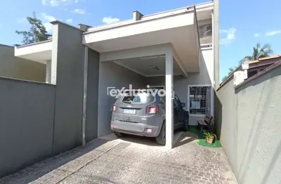 Sobrado geminado à venda no vila nova em joinville com 3 quartos por r$590.000,00