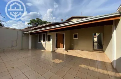 Casa com 3 dormitórios para alugar, 298 m² por R$ 4.160,00/mês - Centro - Barretos/SP