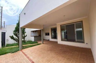 Casa com 3 dormitórios para alugar, 170 m² por R$ 2.737,08/mês - Jardim Universitário - Barretos/SP