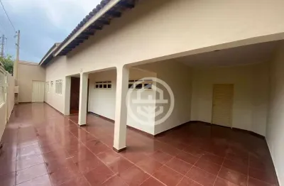 Casa com 2 dormitórios para alugar, 138 m² por r$ 1.750,00/mês - aeroporto - barretos/sp