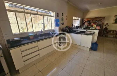 Casa com 3 dormitórios à venda, 198 m² por r$ 600.000,00 - jardim universitário - barretos/sp