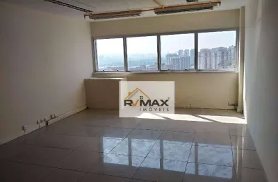 Sala comercial para alugar na Rua Irmã Pia, Jaguaré, São Paulo