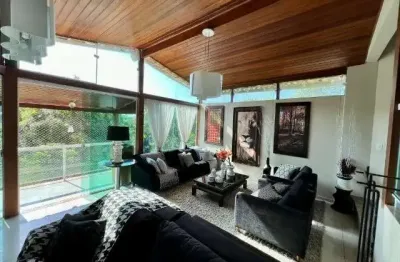 Apartamento com 6 quartos à venda em itaipu, niterói , 500 m2 por r$ 1.590.000