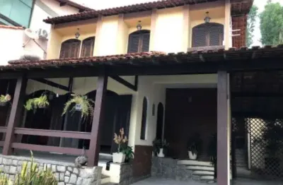 Casa com 4 quartos à venda no são francisco, niterói  por r$ 2.800.000