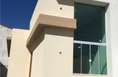 Casa com 2 quartos à venda na praia mar, rio das ostras  por r$ 260.000
