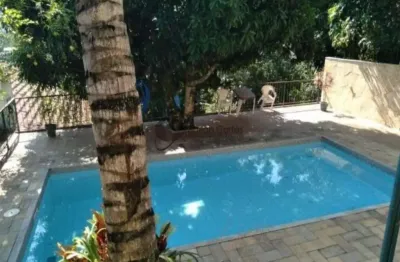 Casa com 4 quartos à venda no Badu, Niterói 