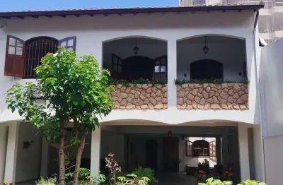 Casa com 3 quartos à venda no santa rosa, niterói  por r$ 1.400.000