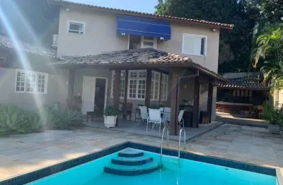 Casa em condomínio fechado com 5 quartos à venda no sapê, niterói  por r$ 1.600.000