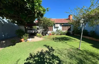 Casa com 3 quartos à venda na Rua David Cordeiro, Jardim Panorama, Foz do Iguaçu
