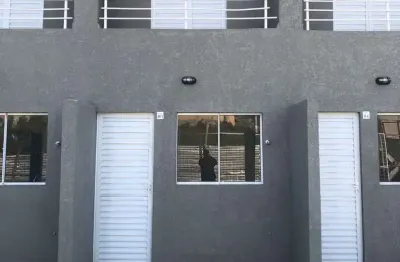 Casa com 2 quartos à venda na Rua Francisco Lopes Soares, 388, Vila Helena, Sorocaba por R$ 215.000