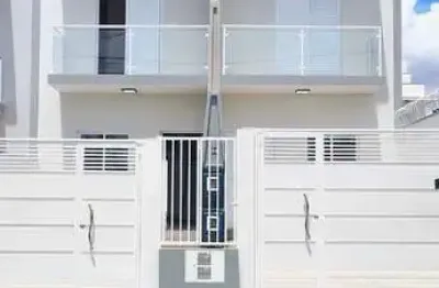 Casa com 2 quartos à venda na Avenida Ipanema, 16, Vila Nova Sorocaba, Sorocaba por R$ 350.000