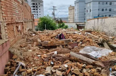 Terreno à venda na Rua Bento Manoel Ribeiro, 125, Vila São Caetano, Sorocaba por R$ 500.000