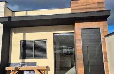 Casa em condomínio fechado com 3 quartos à venda na Rodovia João Leme Dos Santos, 117, Jardim São Lucas, Salto de Pirapora por R$ 400.000