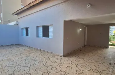 Casa com 3 quartos à venda na Rua Gustavo Magalhães, 78, Jardim Faculdade, Sorocaba por R$ 550.000