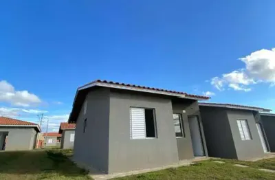 Casa em condomínio fechado com 2 quartos à venda na Avenida Sandro Antônio Mendes, 1673, Parque Vitória Régia, Sorocaba por R$ 295.000
