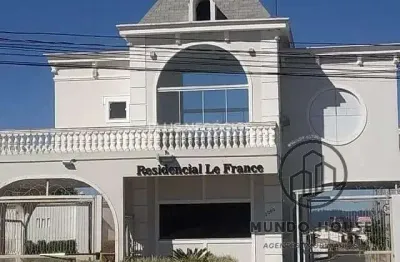 Casa em condomínio fechado com 3 quartos para alugar na Avenida Três de Março, 2000, Aparecidinha, Sorocaba por R$ 8.724