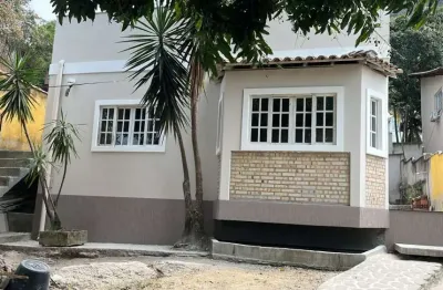 Casa com 3 quartos à venda na loteamento cafuba, piratininga, niterói, 360 m2 por r$ 650.000