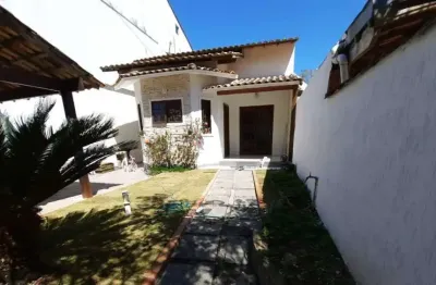 Casa com 2 quartos à venda na rua dos angicos, engenho do mato, niterói, 225 m2 por r$ 580.000