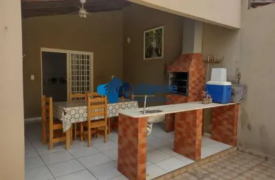 Casa térrea com 03 quartos, sendo 01 suíte, condomínio beija flor, jardim ubirajara,  cuiabá/mt.