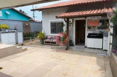 Casa com 2 dormitórios à venda, 180 m² por r$ 550.000 - jardim atlântico central (itaipuaçu) - maricá/rj