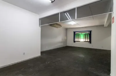 Casa comercial para venda em parque maria domitila, 242m²
