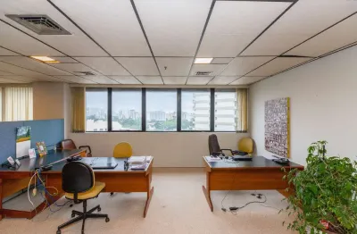 Conjunto comercial para venda em santo amaro, 120m²