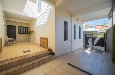Casa tipo para venda em vila santa terezinha com 3 quartos, sendo 3 suítes, 184m²