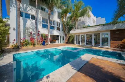 Casa no condomínio alpha conde 2 para venda com 5 quartos, sendo 5 suítes, 525m²
