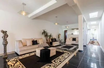 Casa tipo para venda em jardim da saúde com 3 quartos, sendo 3 suítes, 242m²
