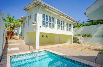 Casa no condomínio condomínio estância marambaia para venda com 3 quartos, sendo 3 suítes, 800m²