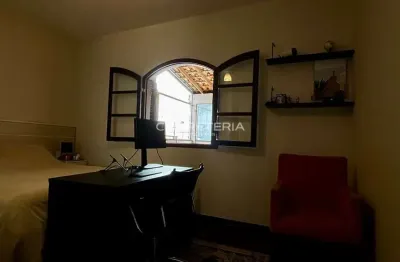 Casa tipo para venda em jardim planalto com 3 quartos, sendo 1 suíte, 250m²