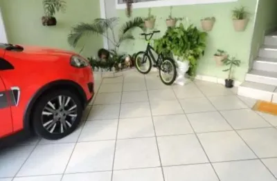 Casa com 3 quartos à venda na Rua Itaguajé, 282, Vila das Mercês, São Paulo