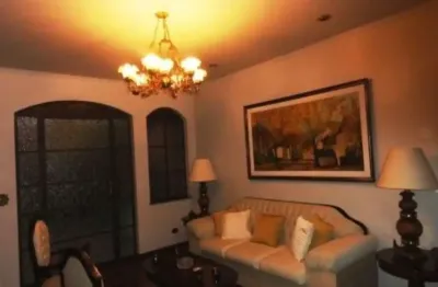Casa com 4 quartos à venda na rua ribeirão bonito, 216, moinho velho, são paulo, 350 m2 por r$ 1.850.000