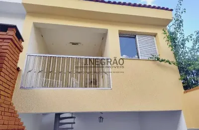 Casa com 3 quartos à venda na Rua Ítalo Brasil Portieri, 55, Jardim Santa Cruz, São Paulo