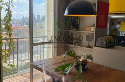 Apartamento à venda em Sacomã, São Paulo-SP: 2 quartos, 2 salas, 1 vaga de garagem e 53,00 m² de área.reformado!!