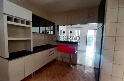 Casa terrea para venda ou locação ,  moinho velho: 2 quartos, 2 salas, 1 banheiro, 1 vaga, 90m²!