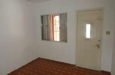 Casa para locação na vila brasilina, são paulo-sp: 2 quartos, 1 sala, 1 banheiro e garagem! confira já!