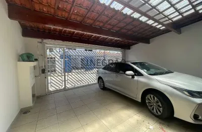 Imperdível: Casa à venda em São Paulo-SP, Alto do Ipiranga! 3 quartos, 1 suíte, 3 salas, 3 banheiros, 2 vagas de garagem. 197m². metro!!