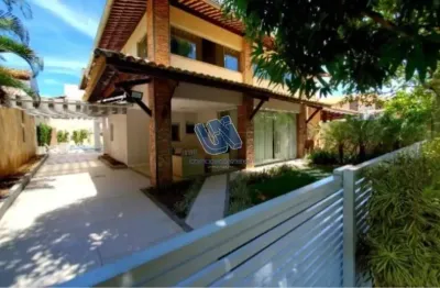 Casa à venda em condomínio fechado 403,00 m2 terreno 390,00 m2 área construída com 4 quartos em piatã