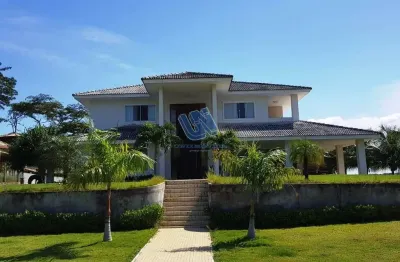 Casa em condominio duplex 4 suítes em lauro de freitas com 800m2