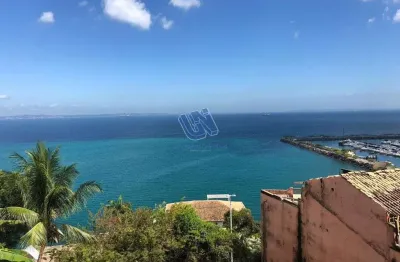 Casa com 3 pavimentos 482m2 com vista mar no dois de julho